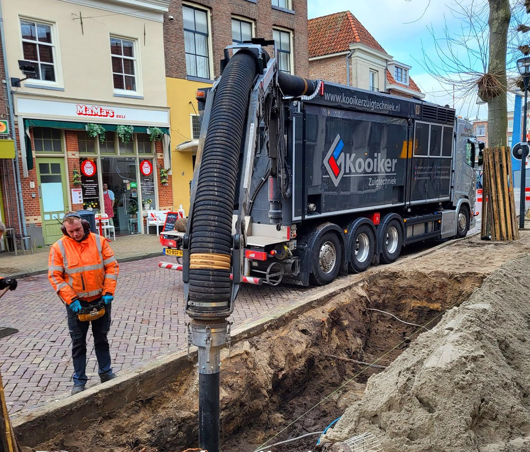 Boomwortels Vrijzuigen Centrum Zwolle Kooiker Zuigtechniek